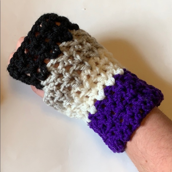 SALE💖Asexual pride hand warmers gloves - Picture 5 of 6